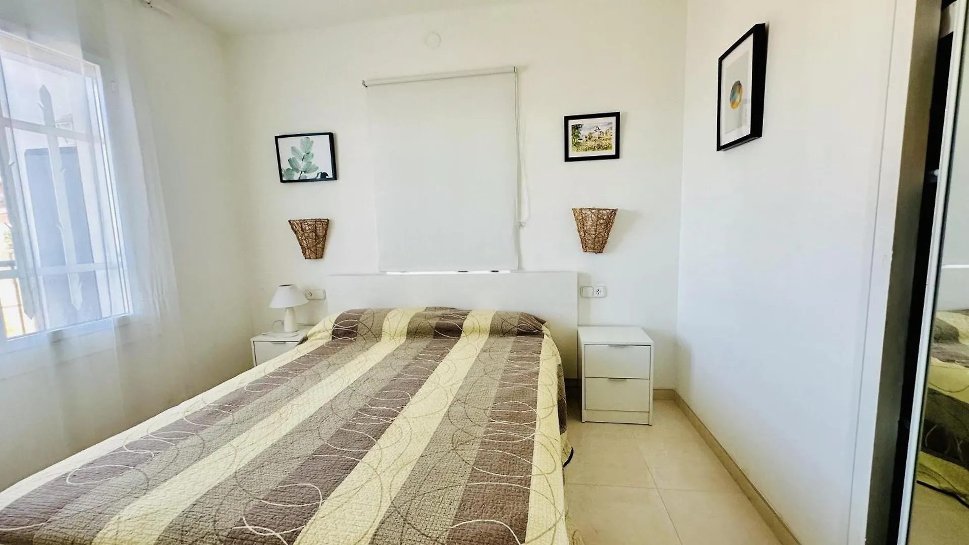 4081 Rosa Mar 1-1, Se Deleitara Y Gozara De Las Vistas Desde La Terraza. Zona Tranquila, Pequeno Edificio. Parking. - Es-258-116 Ρόζες Διαμέρισμα